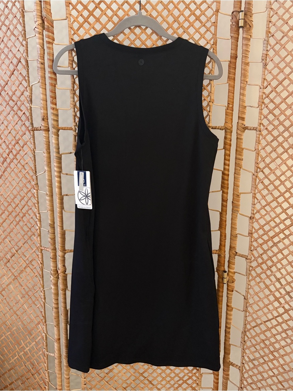 NWT GAIAM Black Ribbed Crewneck Knee-Length Tank Dress - Picture 7 of 8
